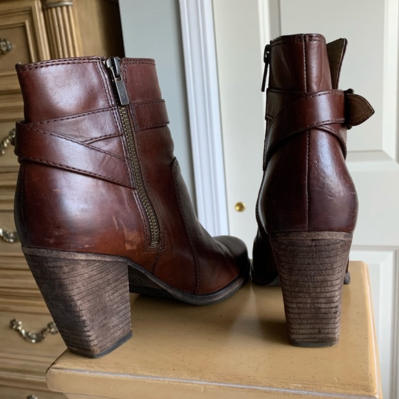 Frye Patty Riding bootie in Redwood color. - Picture 5 of 8